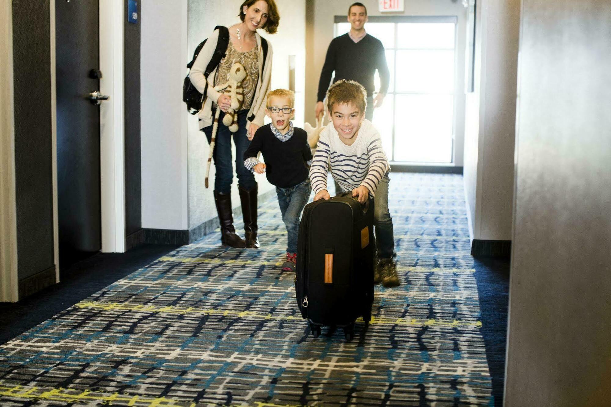 Holiday Inn Express & Suites Oklahoma City Downtown - Bricktown By Ihg Zewnętrze zdjęcie